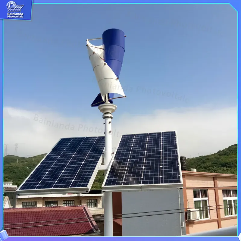 Generatore Eolico ad Asse Vert - Rv Solar Kit 400W recensione e prezzo